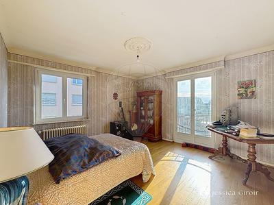 Appartement - 87 m² - 3 pièces