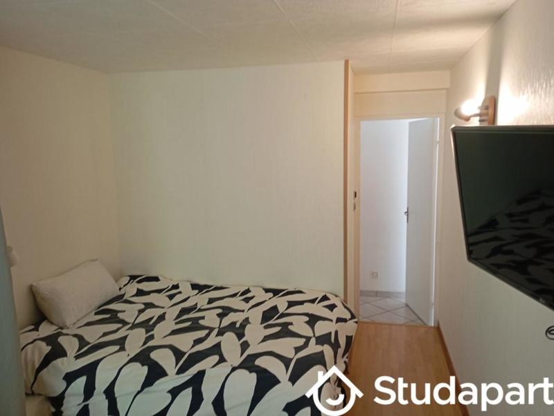 Chambre - 110 m² - 1 pièce