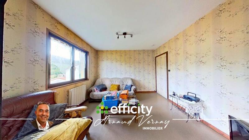 Maison - 80 m² - 5 pièces