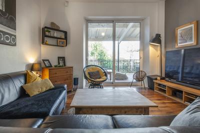 Maison - 210 m² - 8 pièces