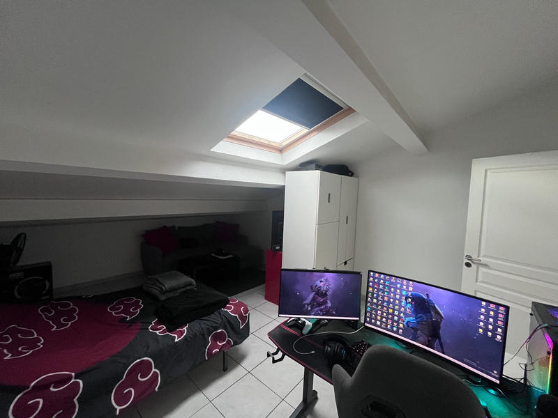 Duplex - 93 m² - 5 pièces