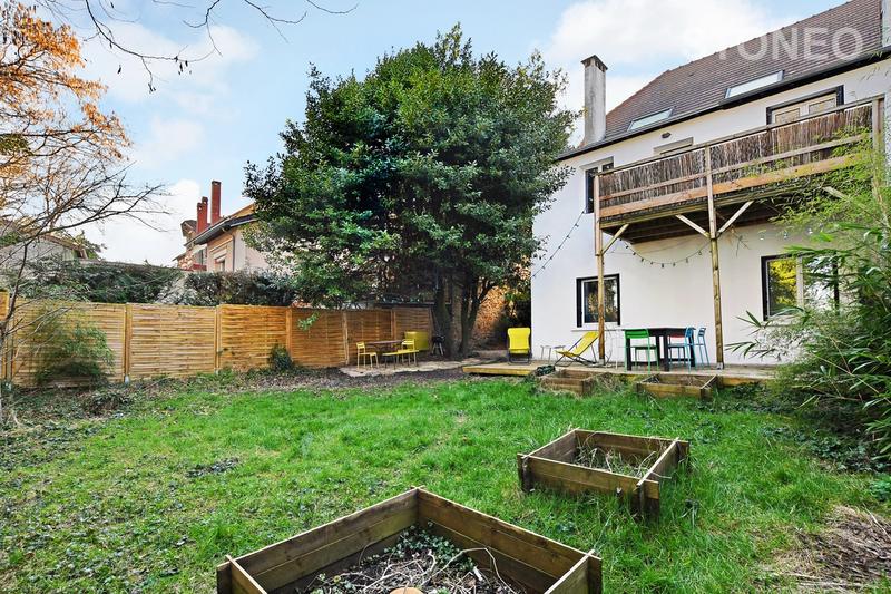 Maison ancienne - 200 m² - 8 pièces