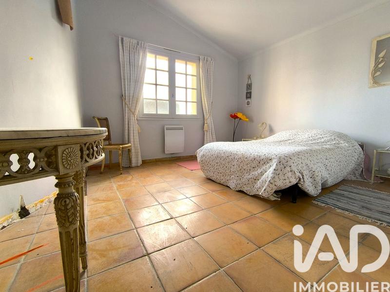 Maison - 232 m² - 6 pièces