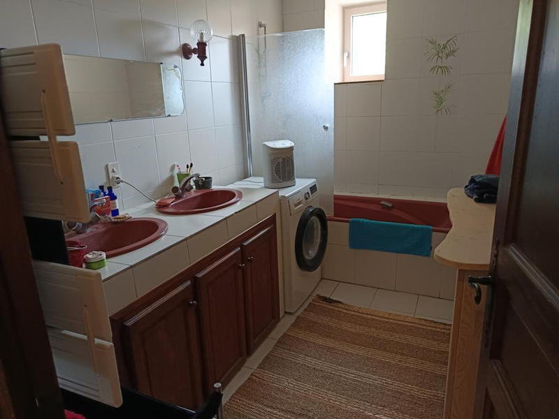 Propriété - 330 m² - 14 pièces