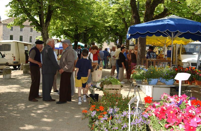 Marché à Castelnau-Montratier