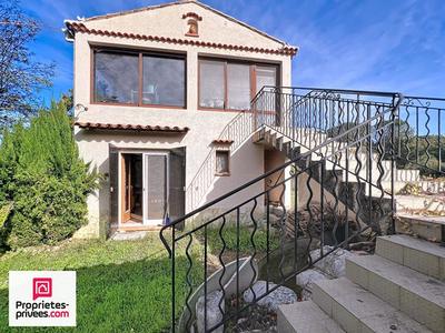 Maison - 210 m² - 7 pièces