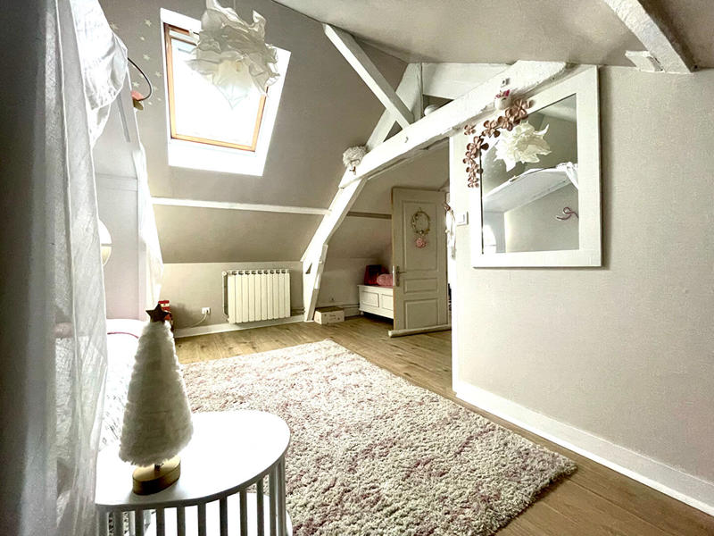 Maison de ville - 201 m² - 8 pièces