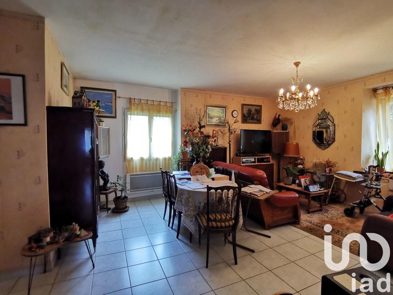 Maison - 550 m² - 16 pièces