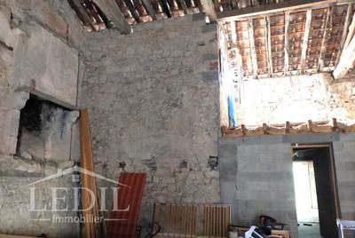 Maison - 190 m² - 3 pièces