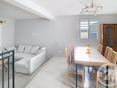 Pavillon - 100 m² - 5 pièces