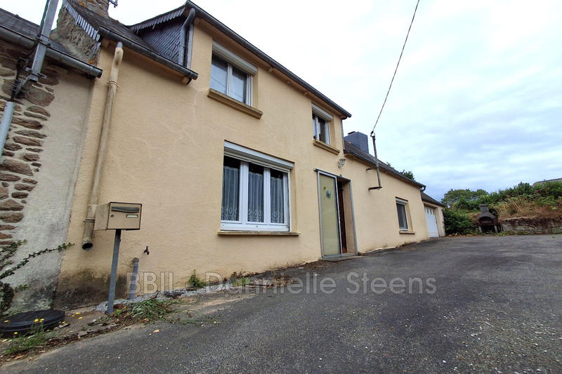 Maison - 216 m² - 10 pièces