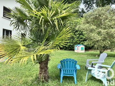 Maison - 138 m² - 9 pièces