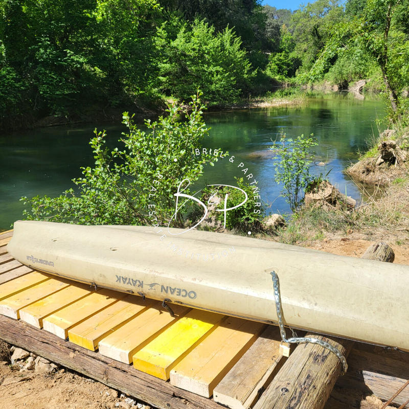 Maison - 236 m² - 10 pièces