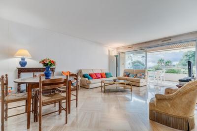 Appartement - 105 m² - 4 pièces