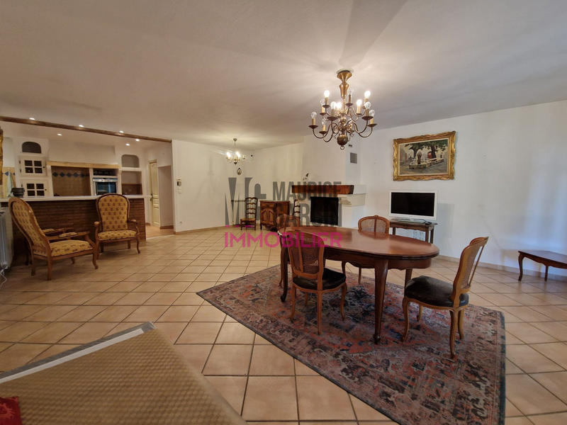 Maison - 122 m² - 4 pièces