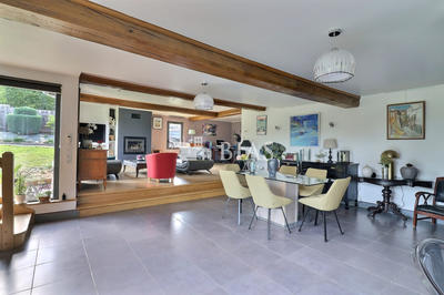Maison - 175 m² - 7 pièces