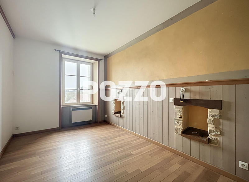 Maison - 224 m² - 6 pièces