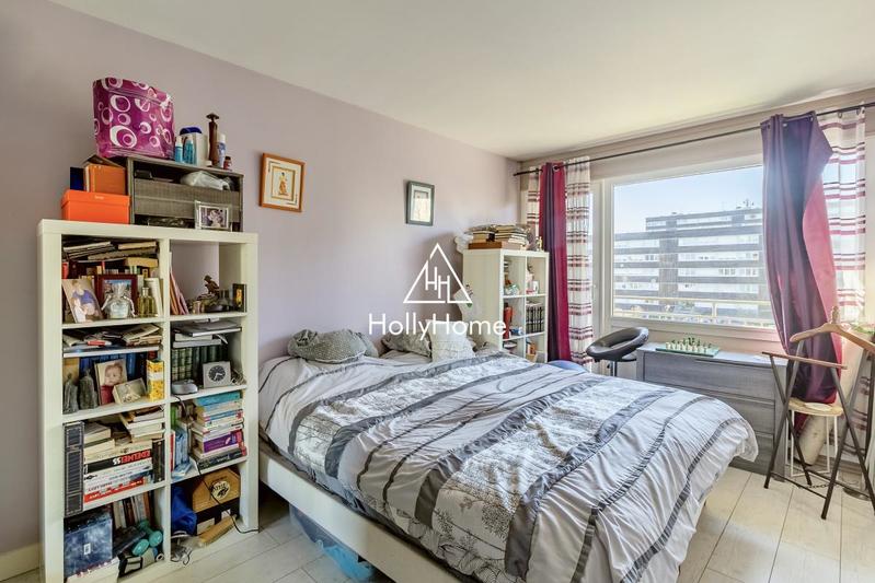 Appartement ancien - 90 m² - 5 pièces