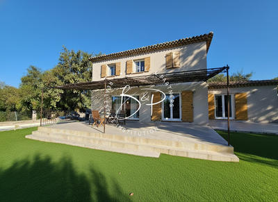 Maison - 118 m² - 6 pièces