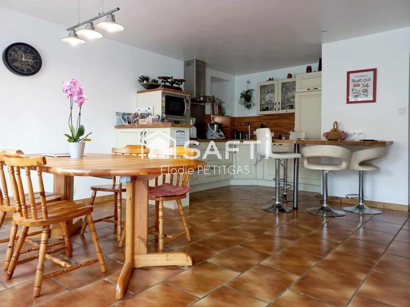 Maison - 156 m² - 6 pièces