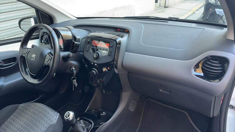 Peugeot 108 1.0 VTi 72 Style - 4 places