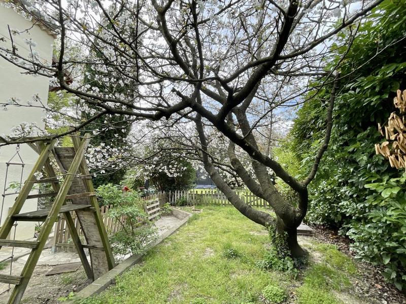 Maison - 168 m² - 8 pièces