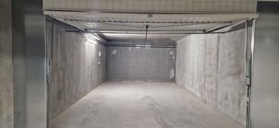 Parking / Garage - 31 m²