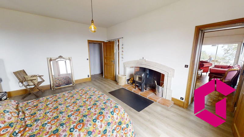 Maison - 293 m² - 11 pièces