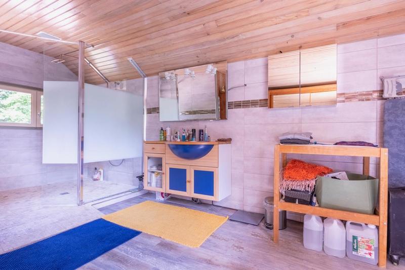 Propriété - 164 m² - 6 pièces