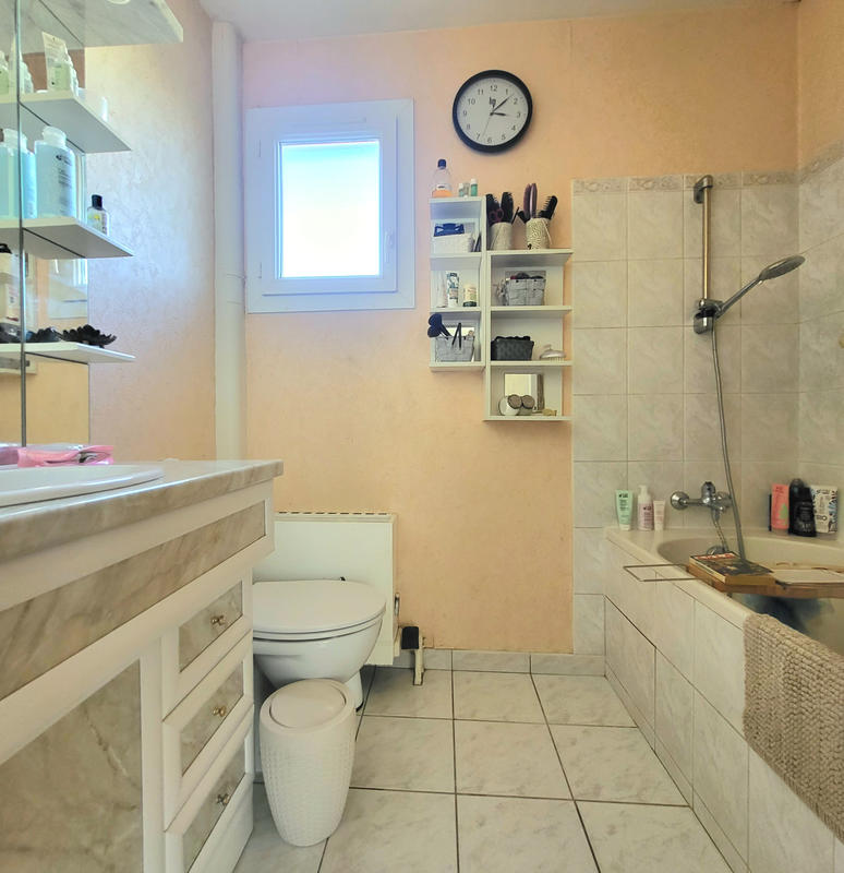 Maison - 105 m² - 4 pièces