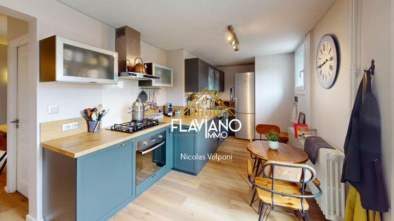 Appartement - 108 m² - 4 pièces