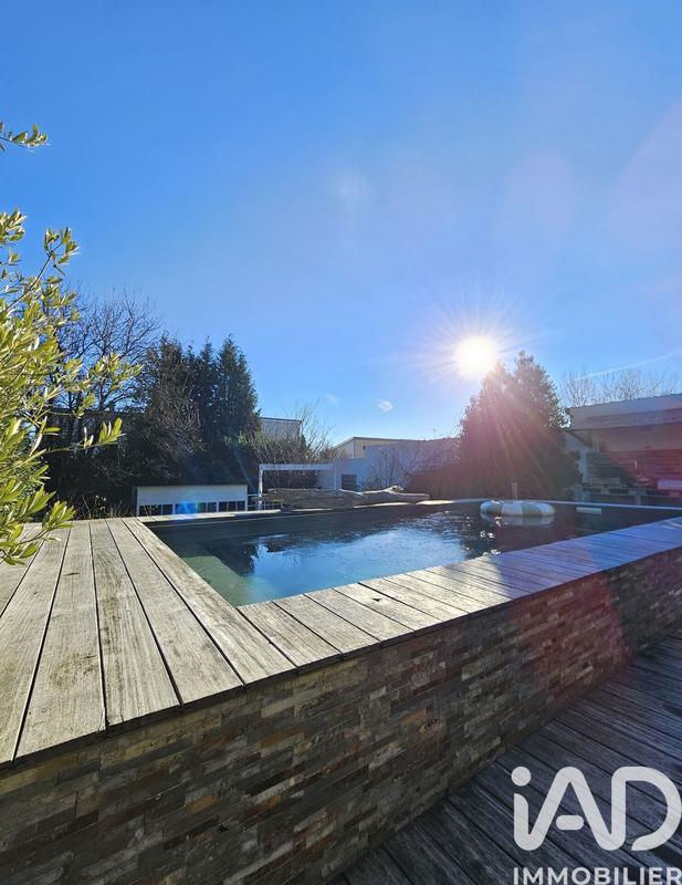 Maison - 177 m² - 6 pièces