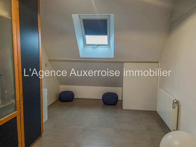 Maison - 145 m² - 5 pièces