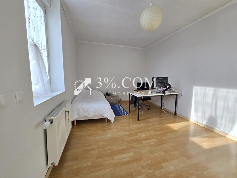 Maison - 210 m² - 6 pièces