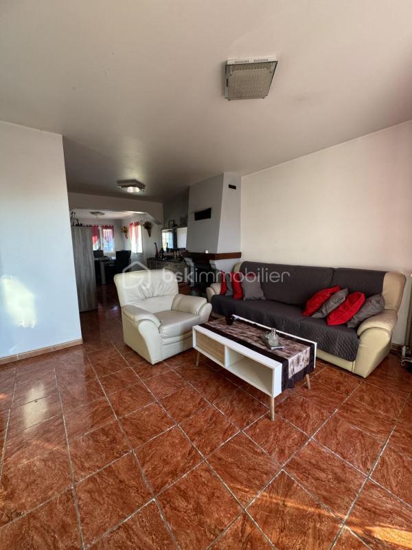 Demeure - 127 m² - 5 pièces