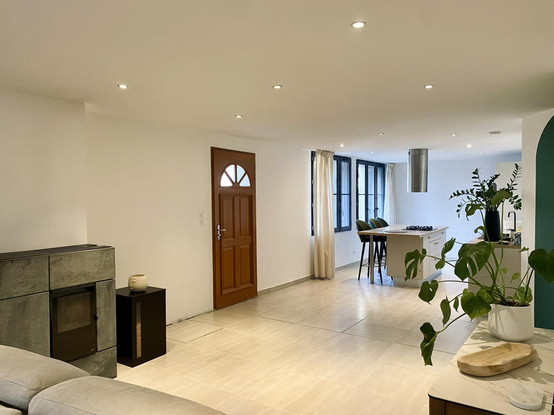 Maison - 168 m² - 6 pièces