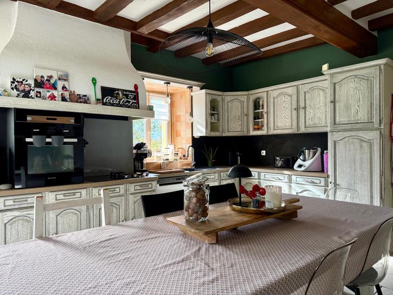 Maison - 203 m² - 6 pièces