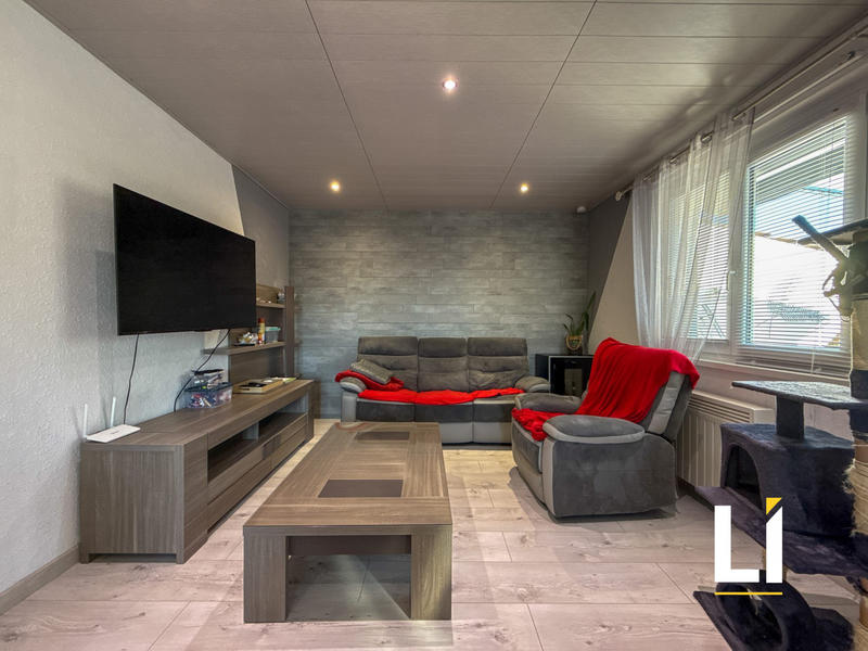 Maison - 111 m² - 5 pièces