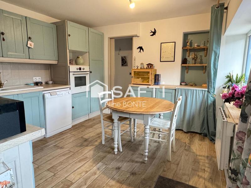 Maison - 90 m² - 5 pièces