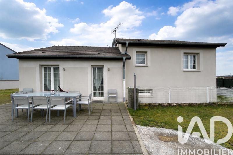 Maison - 90 m² - 4 pièces