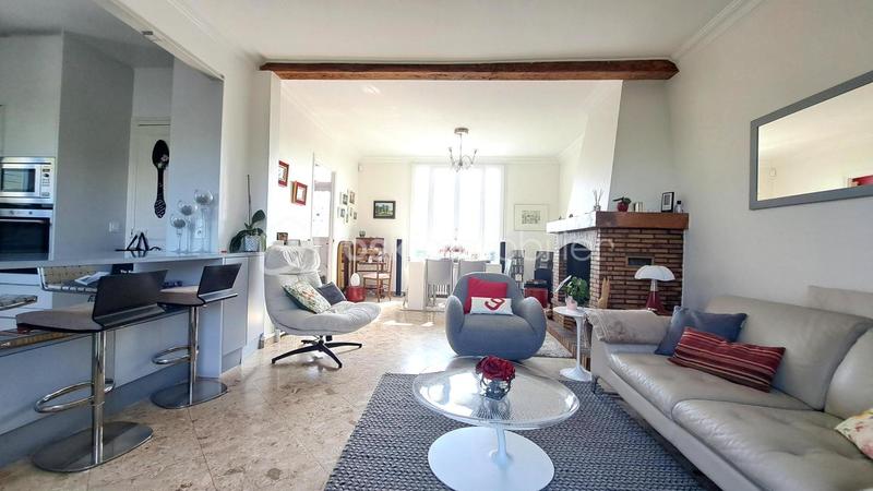 Maison - 123 m² - 6 pièces