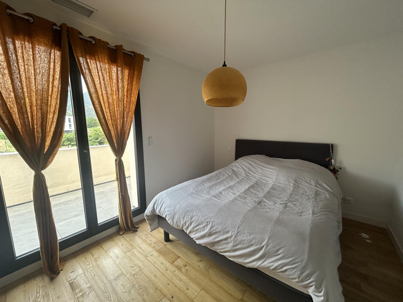 Maison - 115 m² - 4 pièces