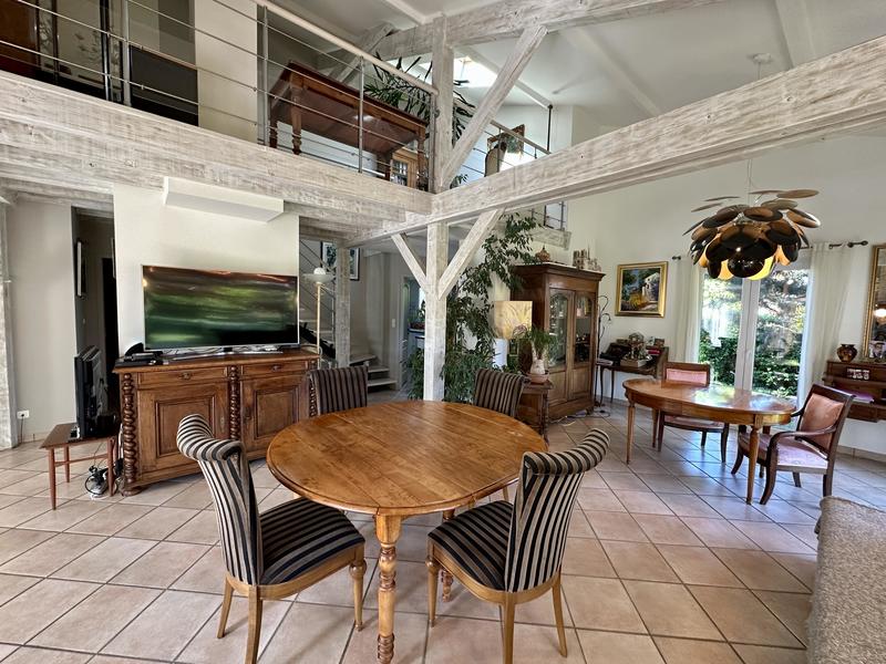 Villa - 172 m² - 5 pièces