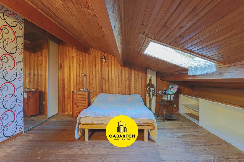 Maison - 104 m² - 4 pièces