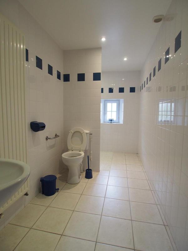 Local d'activités - 300 m² - 6 pièces