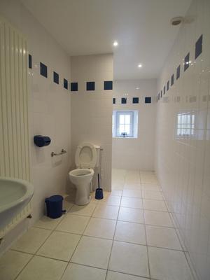 Local d'activités - 300 m² - 6 pièces