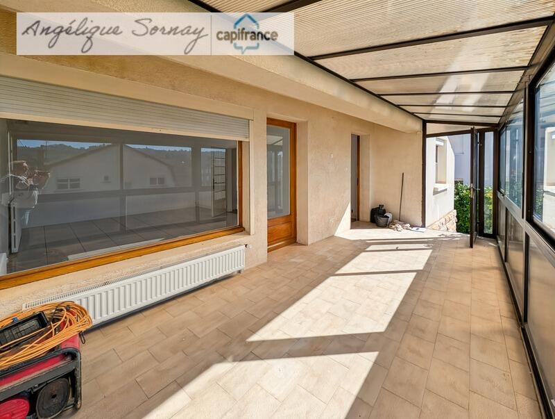 Maison - 175 m² - 8 pièces