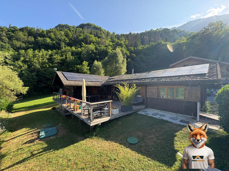 Châlet - 131 m² - 6 pièces