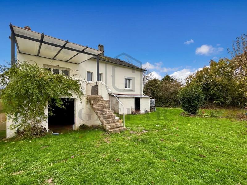 Maison - 95 m² - 5 pièces