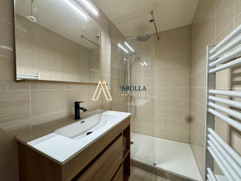 Immeuble - 112 m² - 3 pièces